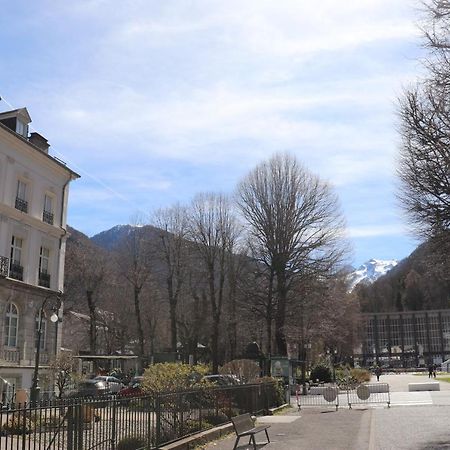 Le Palais D'Etigny Apartment Bagneres-de-Luchon Exterior photo